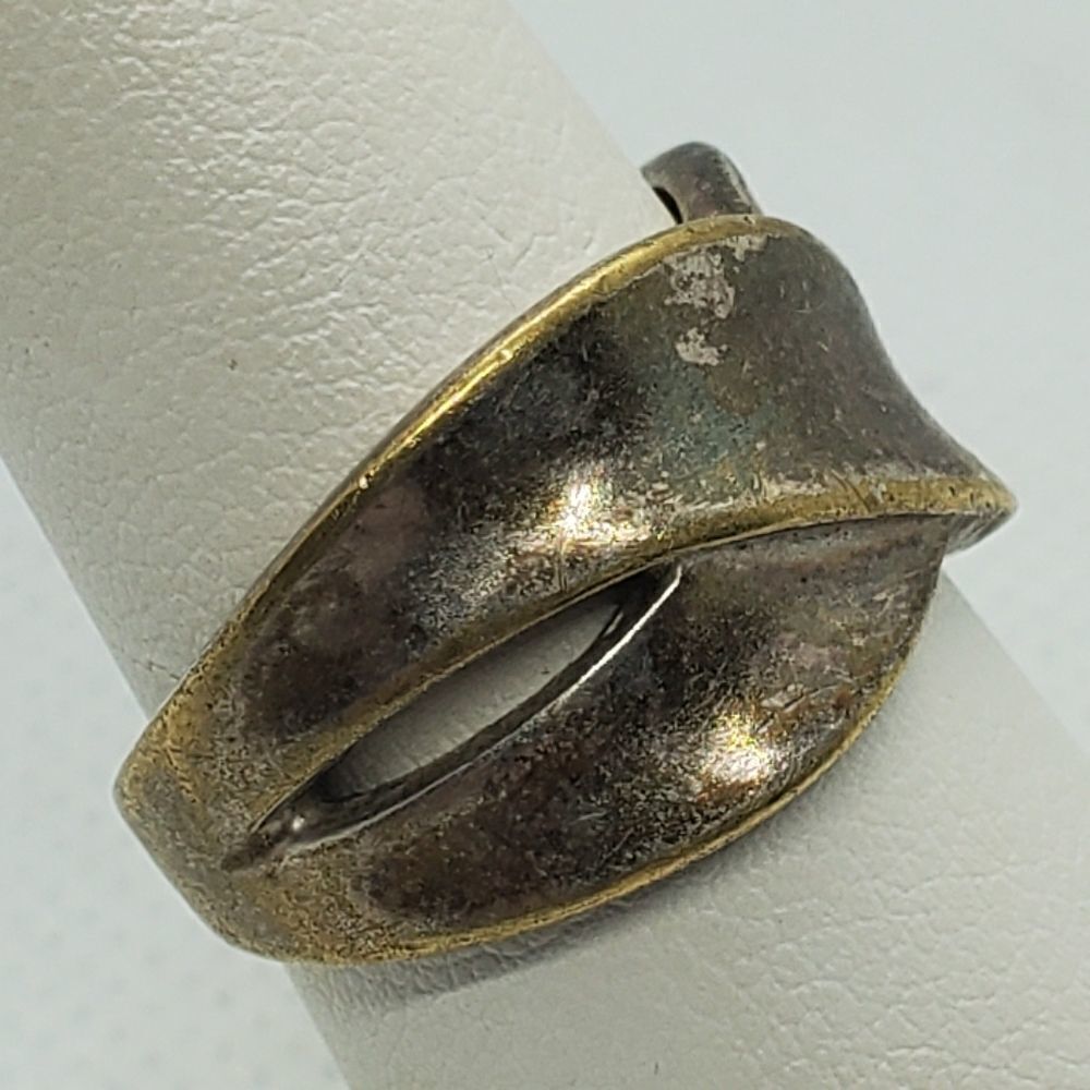 Premier Designs Silver & Gold Colored Ring (8) - Picture 2 of 6